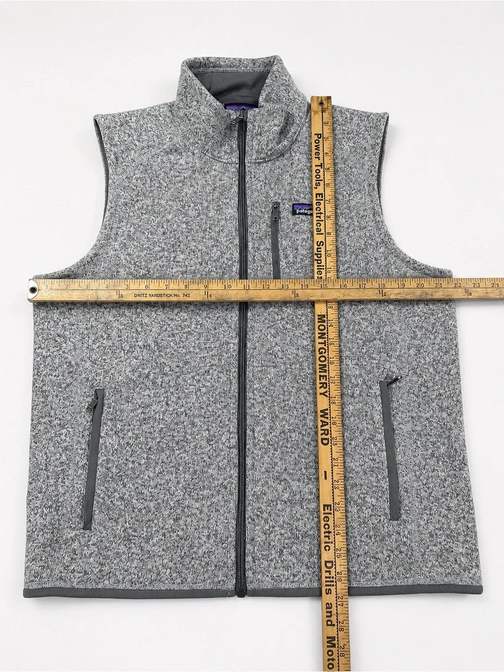 Patagonia Men’s Better Sweater Fleece Vest – Gray – Size L